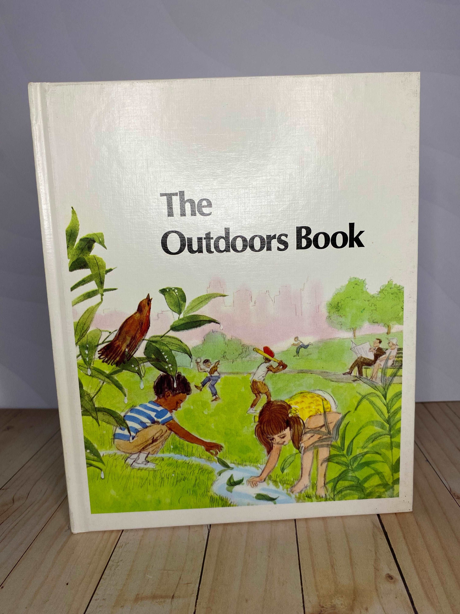 The outdoors Book  | Britannica Discovery Library