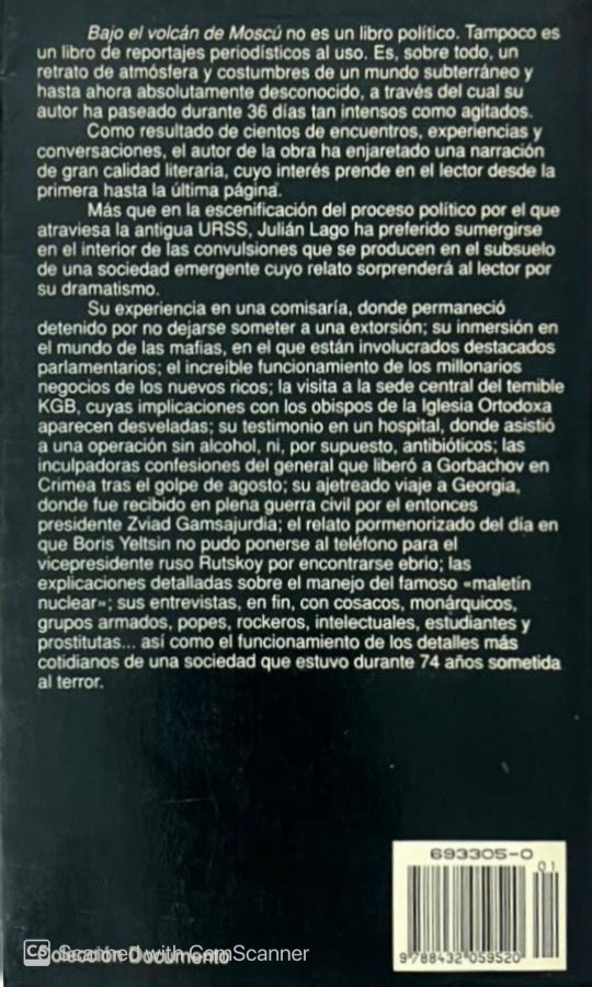 Bajo el volcán de Moscú | Julián Lago