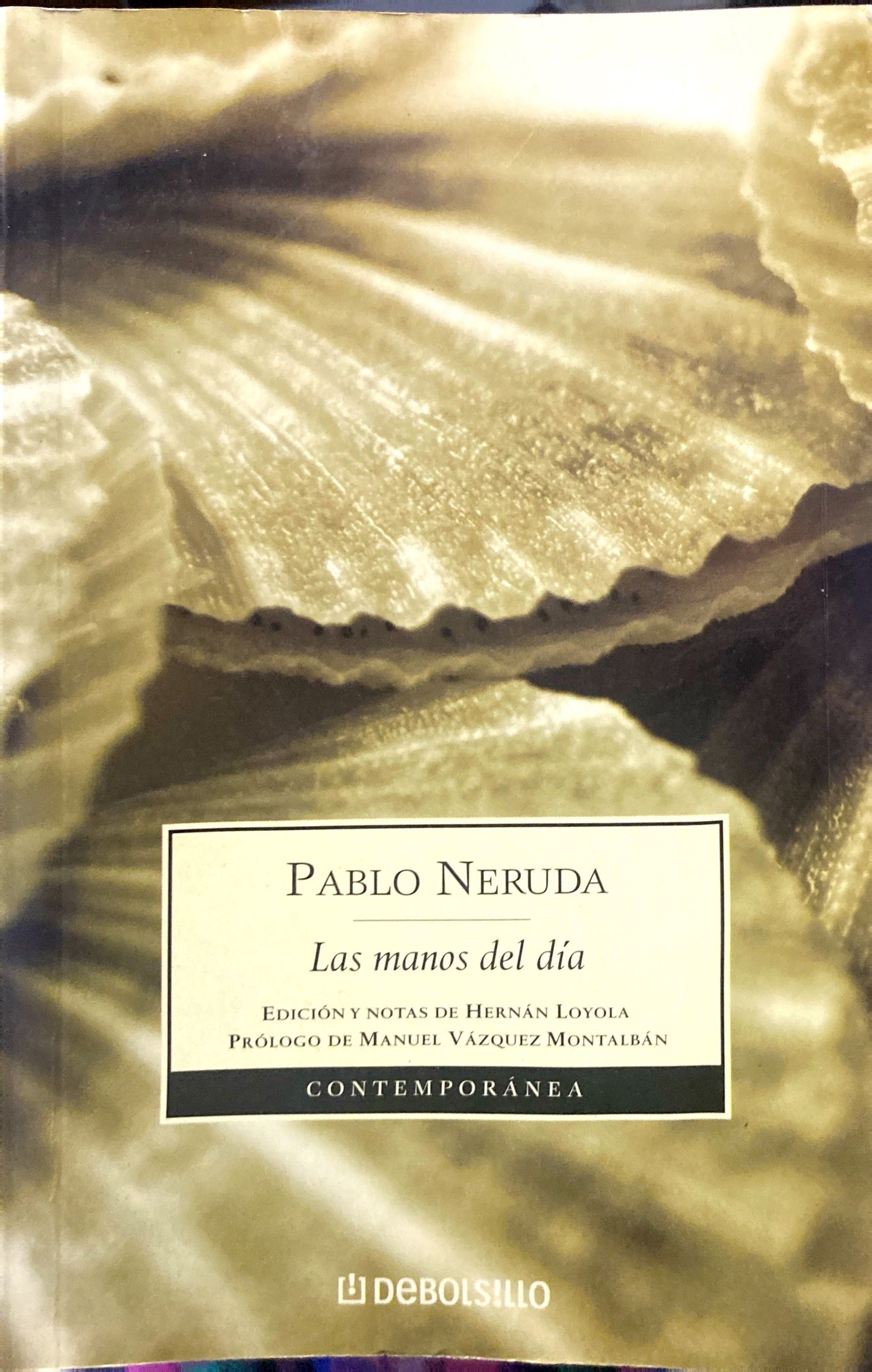 Las manos del día | Pablo Neruda